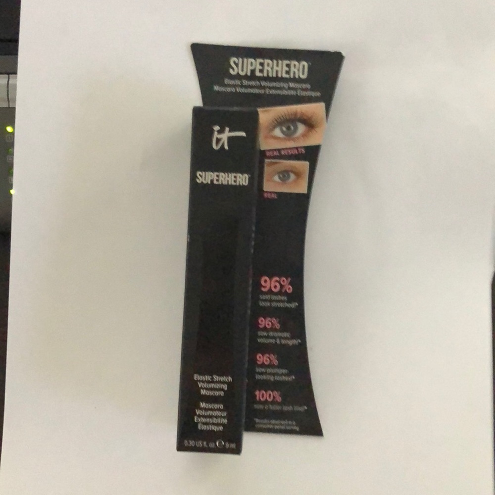 New IT cosmetics Superhero mascara